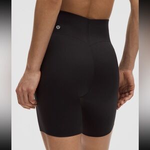 NWT lululemon Glow Up™ Super-High-Rise Short 6" Size 4 Black